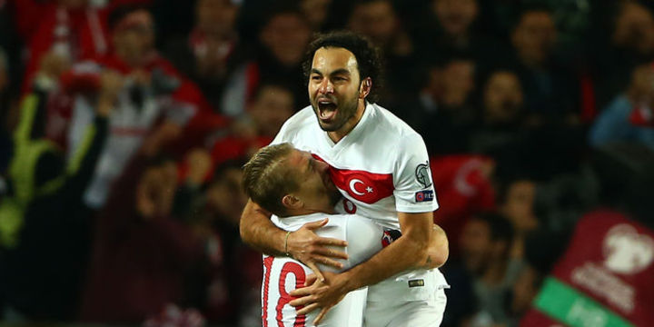 A Milli Futbol Takımı ilk galibiyet peşinde
