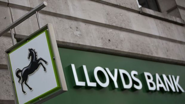 Lloyds'un 3. çeyrek karı tahminlerin altında kaldı