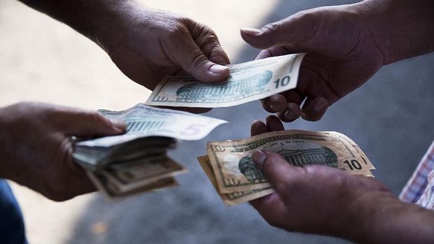 ABD'de kişisel harcamalar 3 ayın en büyük artışını kaydetti
