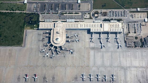 Fraport: Antalya Havalimanı yolcu sayısı yüzde 33 düştü