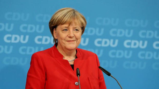 Merkel 4. kez başbakanlığa aday olacak