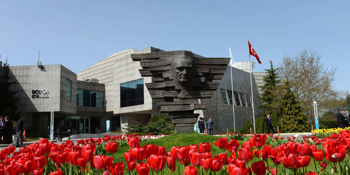 Borsa günün ilk yarısında geriledi
