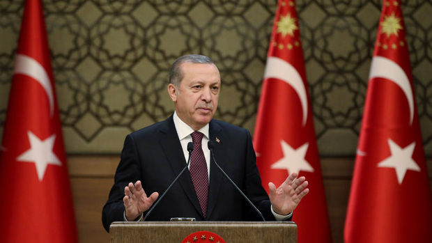 Erdoğan: Faizi düşürmekten başka çare yok 