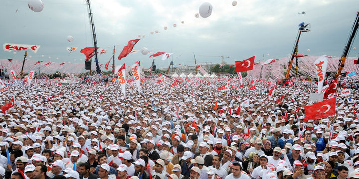 AK Parti’de referandum hazırlığı