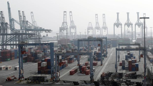 Çin'de ihracat 7 aylık düşüşün ardından artış kaydetti