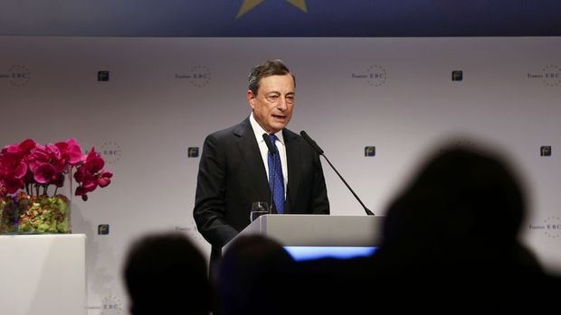 AMB Başkanı Draghi basın toplantısında konuştu