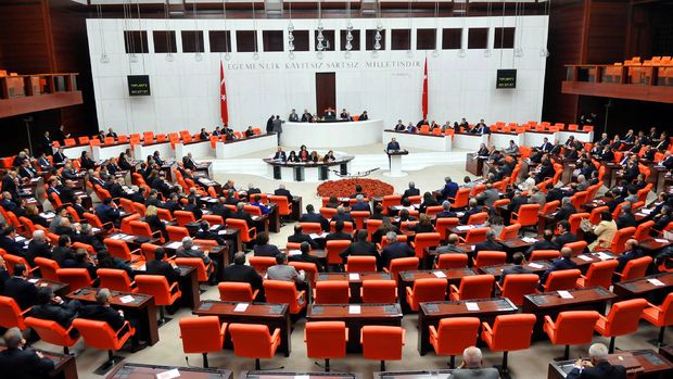 Erdoğan MEB'in teşkilat ve görevleri hakkındaki KHK'yı onayladı