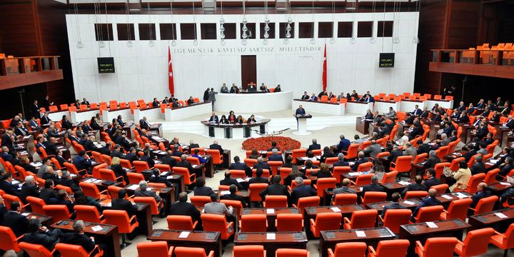 Emeklilerin beklediği yasa tasarısı komisyonda kabul edildi