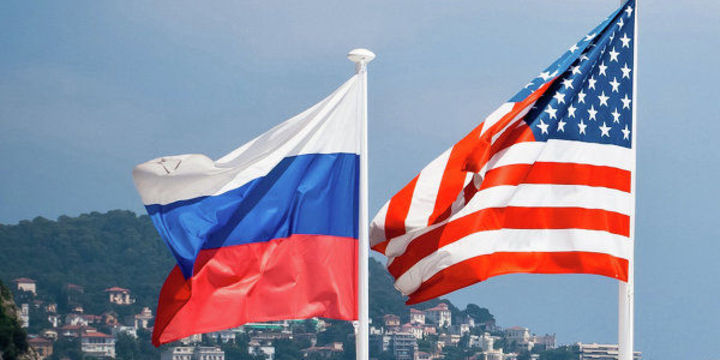 ABD 35 Rus diplomatın ülkeyi terk etmesini istedi
