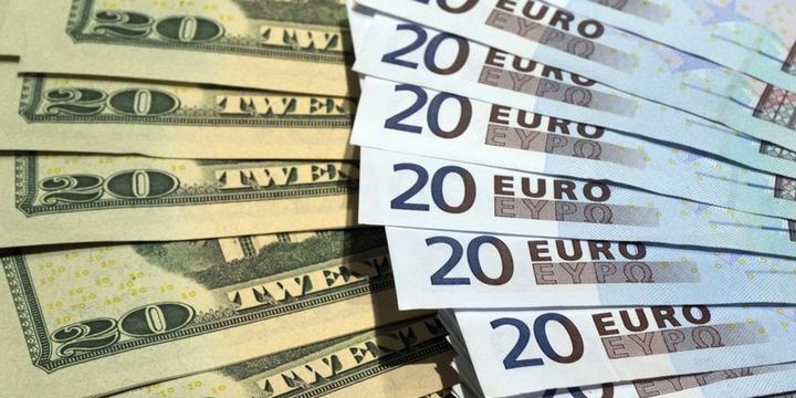 Euro/dolar "dakikalar" içinde % 1.6 sıçradı