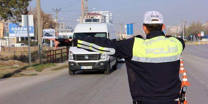 Trafik cezalarında zamlı tarife başlıyor
