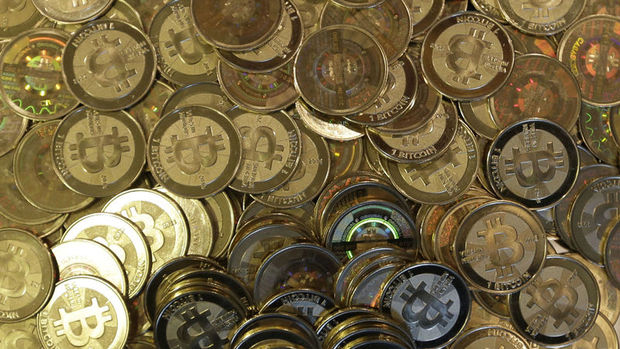Bitcoin bin dolar sınırını aştı