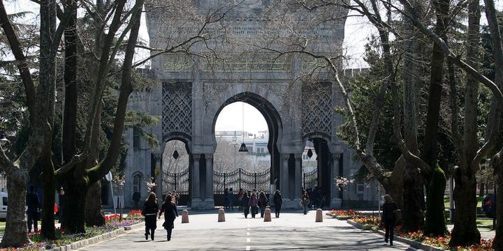 İstanbul Üniversitesi