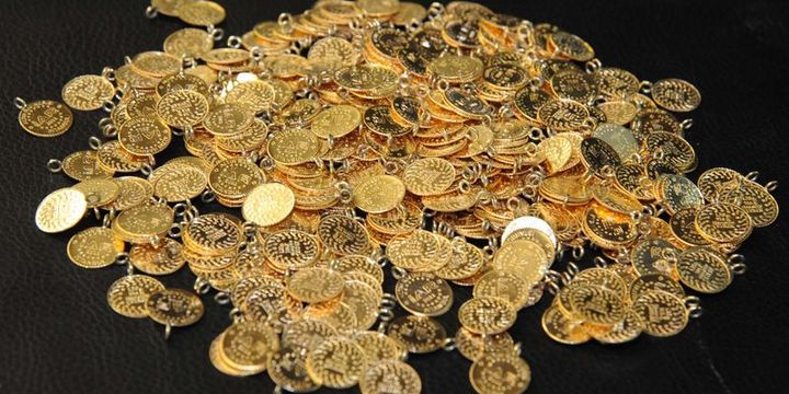 Altının gramı yaklaşık bir ayın zirvesinde