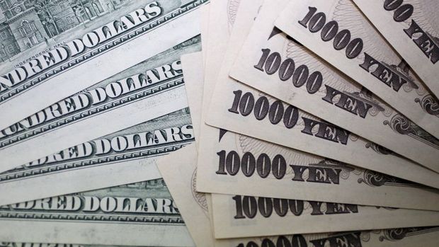 Dolar “Trump” sonrası yen karşısında 115'in altında seyrediyor
