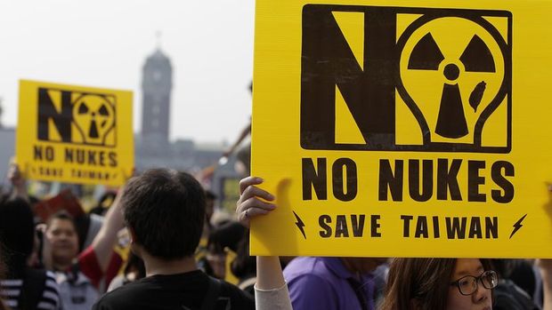 Tayvan nükleer santrallerini kapatıyor