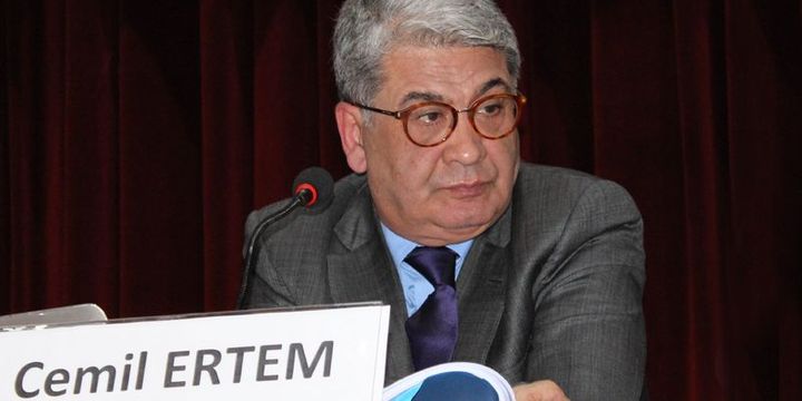 Ertem: Merkez faiz aracını da kullanabilir, bu da masadadır