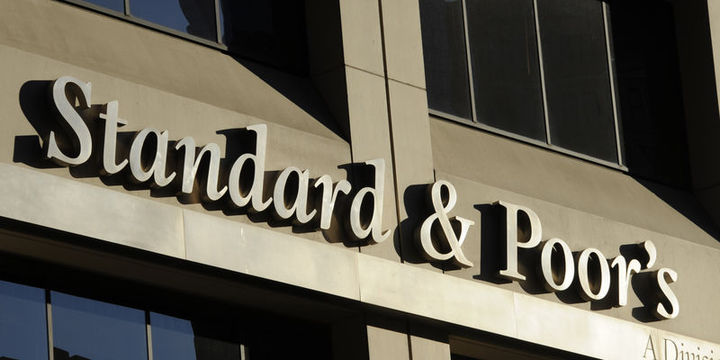 S&P Yunanistan ve Çek Cumhuriyeti