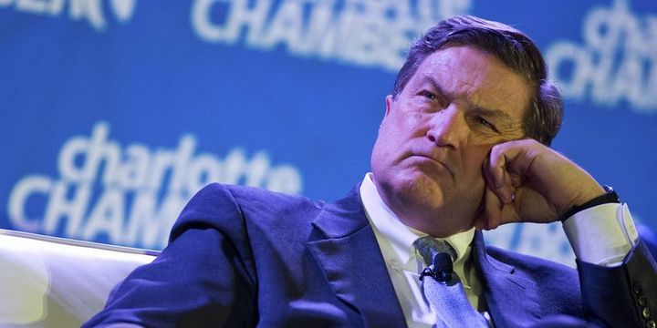 Fed/Lacker: Eğrinin gerisinde kalma riski var