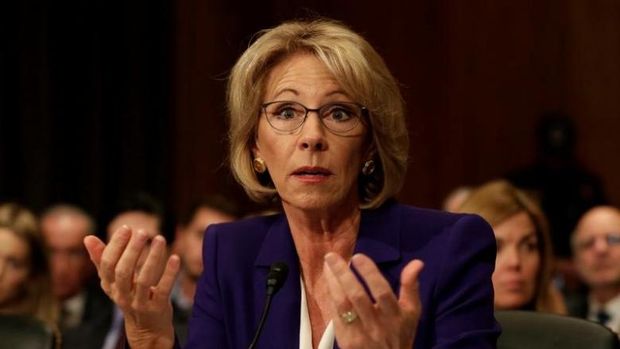 Trump'ın Eğitim Bakanı adayı DeVos'a Senatodan onay