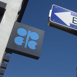 OPEC'İN PETROL ÜRETİMİ ŞUBAT'TA DÜŞTÜ