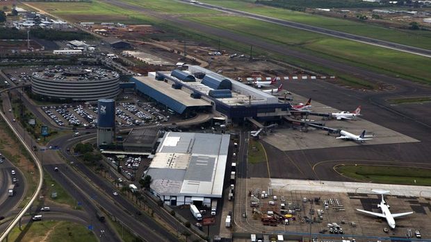 Brezilya 4 havaalanını 1,2 milyar dolara özelleştiriliyor