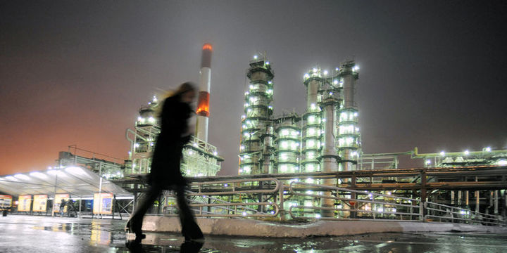 Rus petrol sektörüne yatırım 1,2 trilyon rubleye çıktı