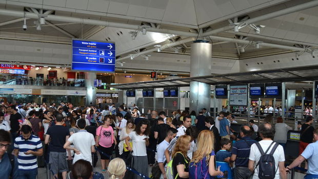 Antalya'ya gelen turist sayısı yüzde 36 düşüş gösterdi