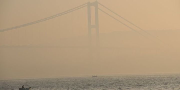 İstanbul Boğazı gemi geçişlerine kapatıldı