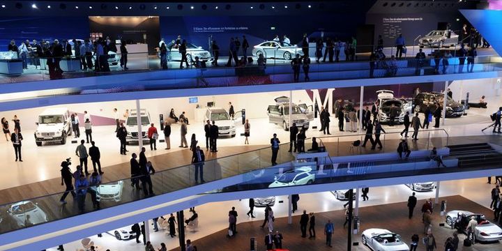 Euro Bölgesinde öncü bileşik PMI 6 yılın zirvesinde