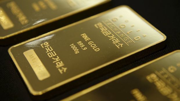 Altın ABD büyüme verisi öncesi haftayı düşüşle geçmeye hazırlanıyor