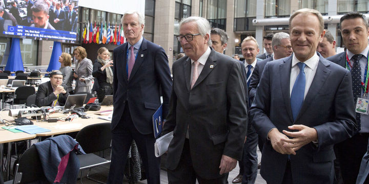 Donald Tusk ve Jean-Claude Juncker Erdoğan