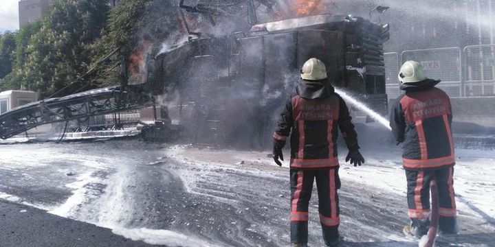 Ankara Adliyesi önünde doğal gaz patlaması