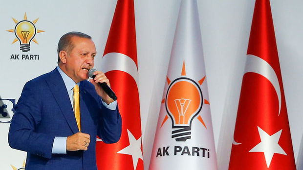 Erdoğan: Kim dönerse dönsün, biz bu yoldan dönmeyiz