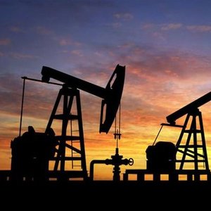 OPEC VE MÜTTEFİKLERİ ÜRETİM KISITLAMALARINI 9 AY DAHA UZATTI