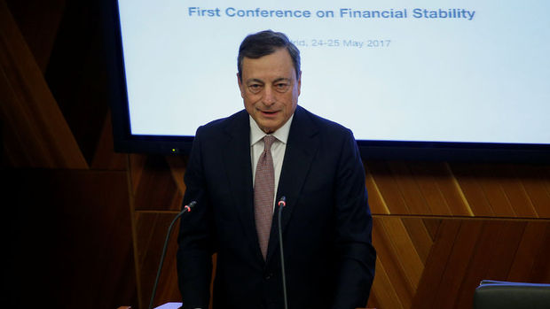 Draghi: Para politikası duruşunda değişim beklemek için erken