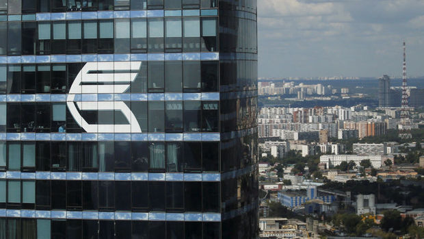 Rus bankası VTB'nin net karı ilk 4 ayda 27 kat arttı