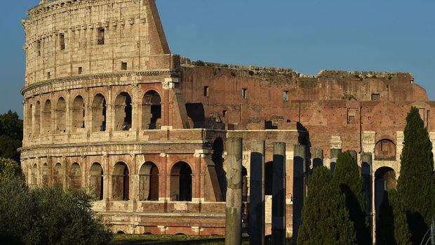İtalya krizden çıkış için Euro bölgesinden ayrılmayı tartışıyor