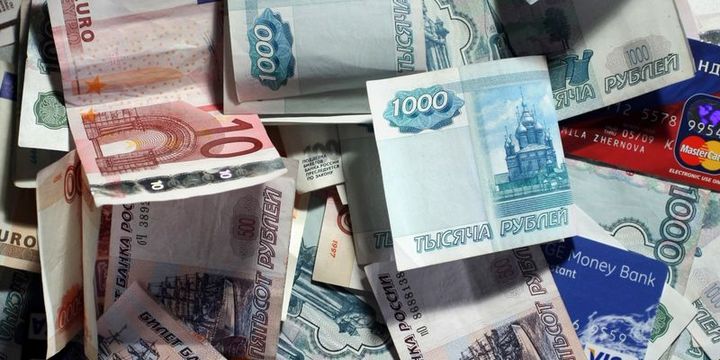 Rusya rublenin “petrol parası” olmasını istemiyor