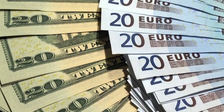 Euro “kısa vadeli riskler” ile dolar karşısında yönünü aşağı çevirebilir