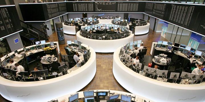Avrupa borsaları İtalya hariç düşüşle kapandı