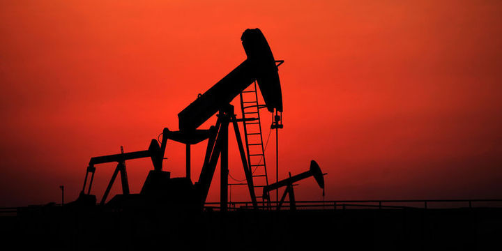 Petrol stoklardaki beklenmedik artışla sert düştü