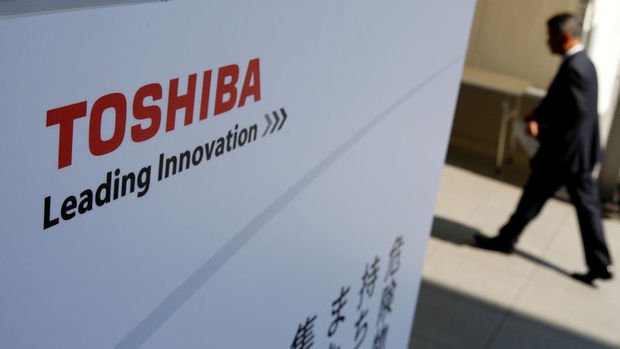 Zor durumdaki Toshiba birimlerini satıyor
