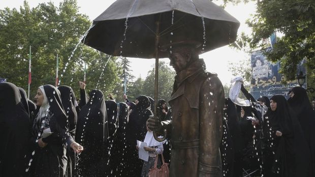 İran'da dünya sıcaklık rekoru: 54 derece