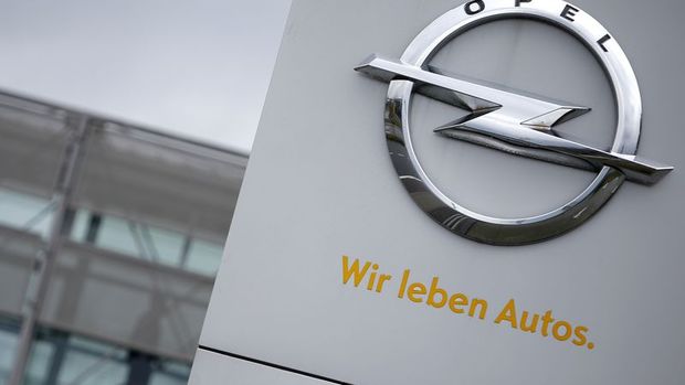 Peugeot'un Opel'i satın almasına AB'den onay