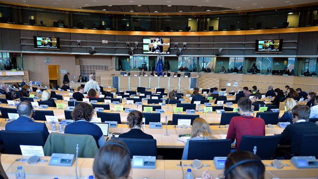 Avrupa Parlamentosu müzakereleri askıya alan raporu kabul etti