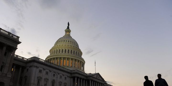 ABD Senatosu yeni sağlık reformunda ilk engeli aştı
