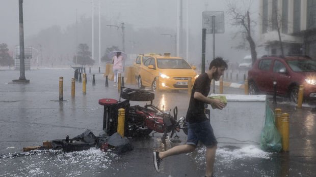 İBB: Yağışlar İstanbul'u terk etti