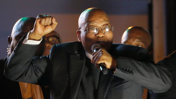 Zuma güven oylamasından geçti