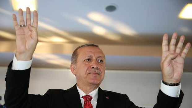 Erdoğan: Meydanı bu çapulculara bırakıp kaçmak yakışmaz değil mi?